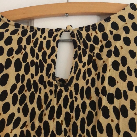 J.Crew Factory Leopard print blouse. Size 4 - Picture 3 of 5